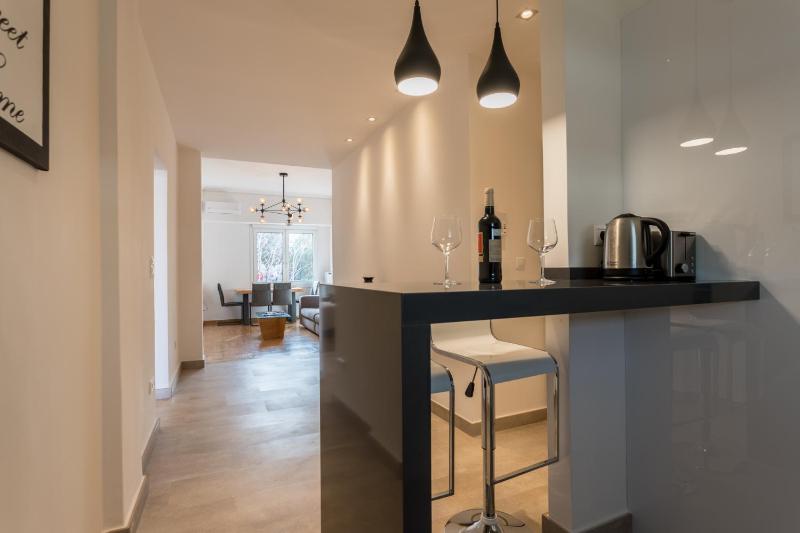 Pagrati 2bdr Flat — комфортный отель в Афины