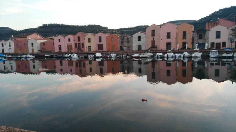 Appartamenti a Bosa - Alloggi storici vista mare