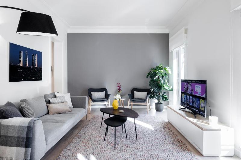 Principe de Vergara Apartment II by Flatsweethome — отель в Мадриде, Испания