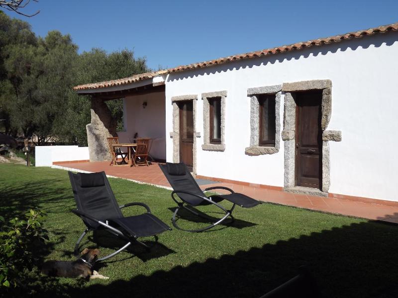 Vecchio Ginepro ad Arzachena - Charme B&B con Giardino
