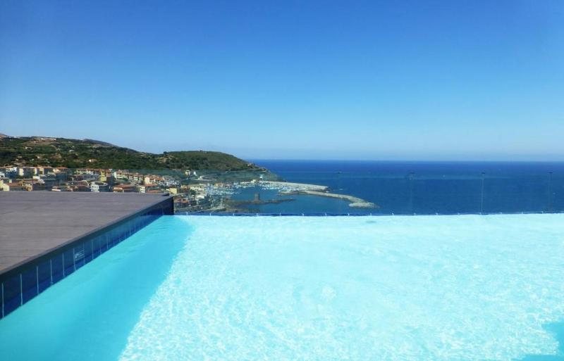 Miramare 22 a Castelsardo - Appartamento con Piscina