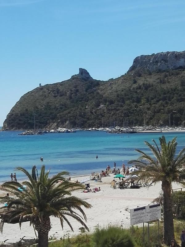 Cagliari Family Apartment - Spazioso vicino al mare
