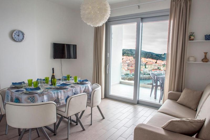 Castelsardo Miramare - Spazioso appartamento con piscina