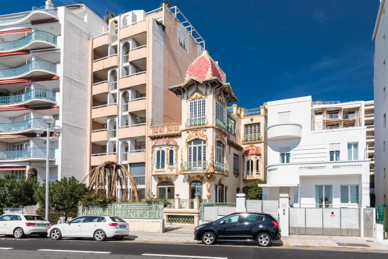 Villa COLLIN - Promenade des Anglais — отель с удобствами в Николь