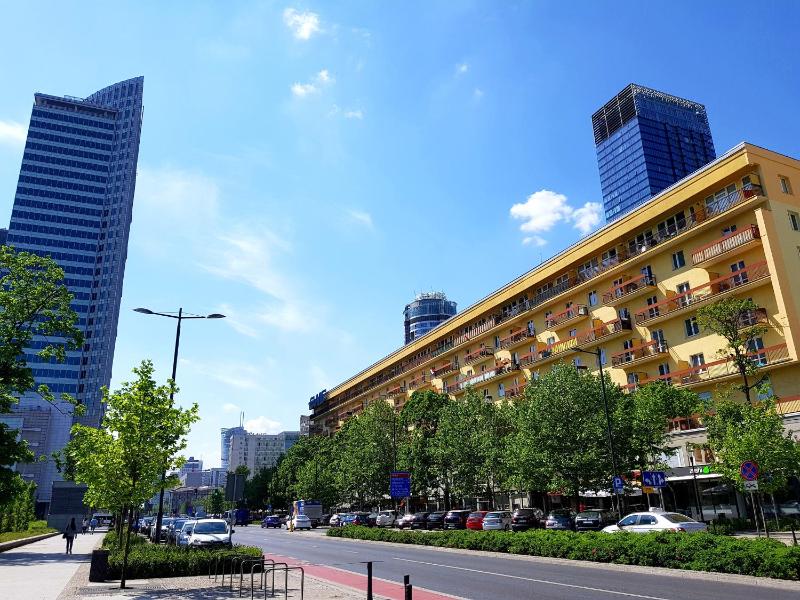 Premium Key-Apartaments Srodmiescie — комфортный отель в Варшаве