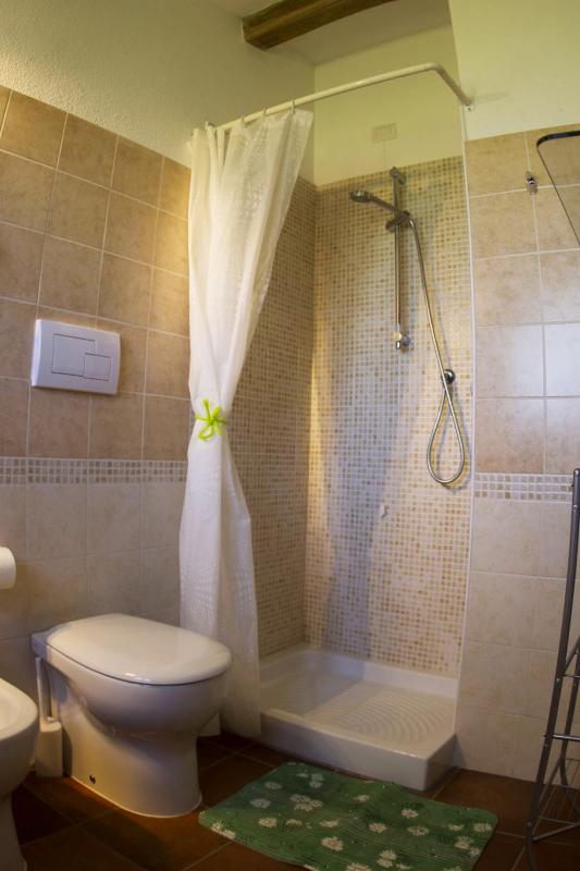 La Casa Del Poeta ad Aglientu - Charme e Campo da Tennis