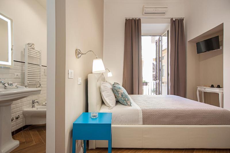 Luxury & Charme Colosseo — отель в Риме, Италия