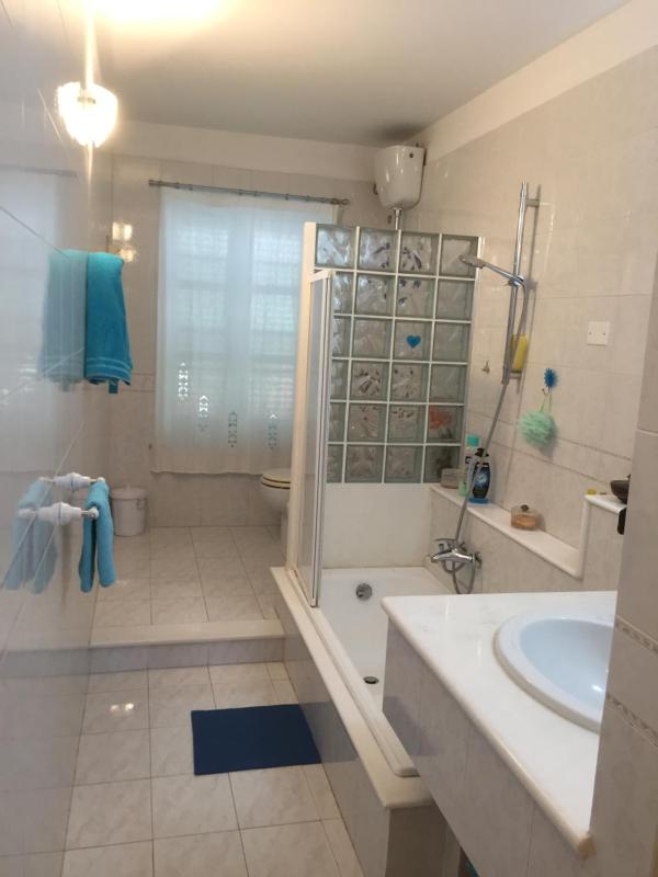 B&B Filomena a Santa Giusta - Accogliente Oasi con Terrazza