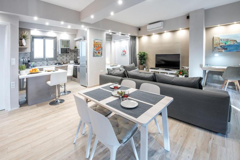Цены на Super Loft With Acropolis View в Афины