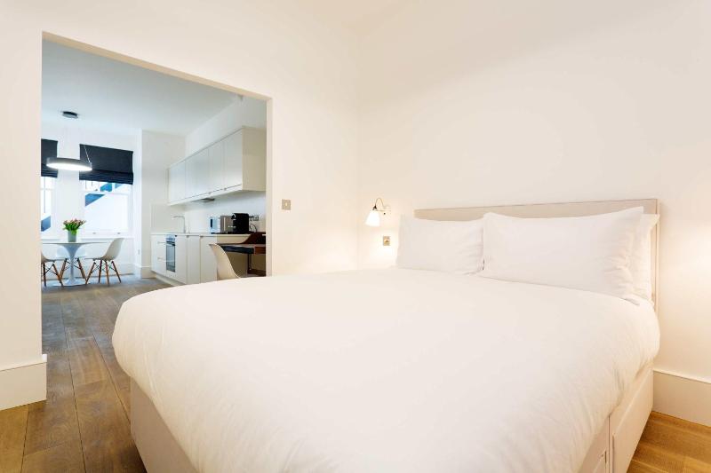 Veeve - Contemporary in Swiss Cottage — комфортный отель в Лондоне