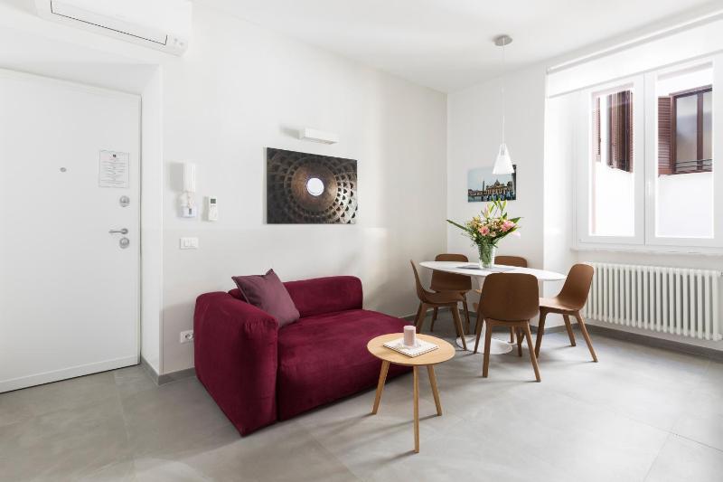 ROMAC Villa Borghese with 3 bedrooms near Via Veneto — отзывы гостей и цены
