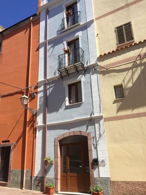 Bomarosa a Bosa - Confortevole B&B nel centro