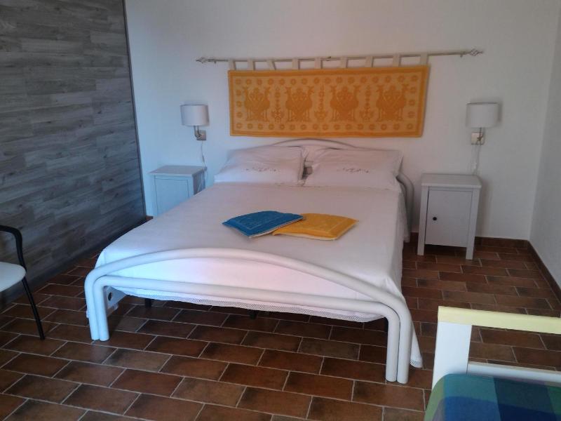 Residenza Vacanze a Tanaunella - Pensione vista mare