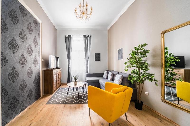 Nyar 3 Bedroom Centre Entire Home — отель в Будапеште, Венгрия