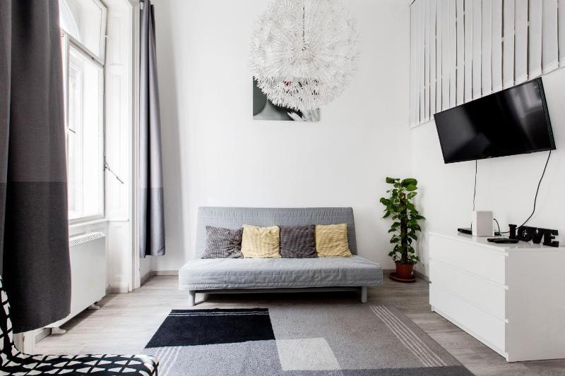 E-52 Apartment in center — забронировать отель в Будапеште