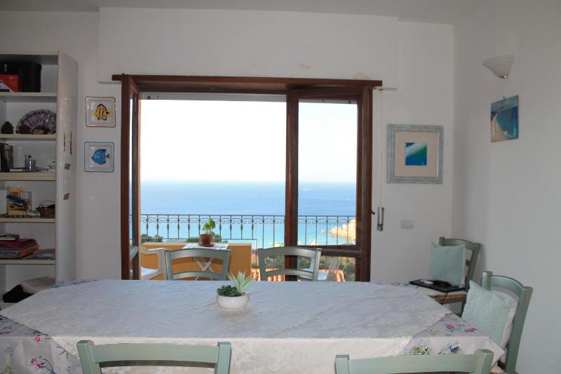 Girasole sul mare: Apt vista mare nel cuore della città