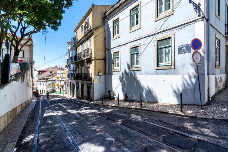 WHome | Sao Vicente Deluxe Apartment — отель с удобным расположением в Лиссабоне