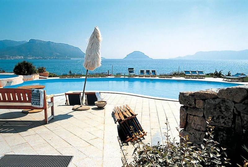 Casavacanza a Golfo Aranci - Paradiso fronte mare con piscina