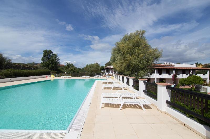 White Sand Residence a Porto Istana - Relax vista mare