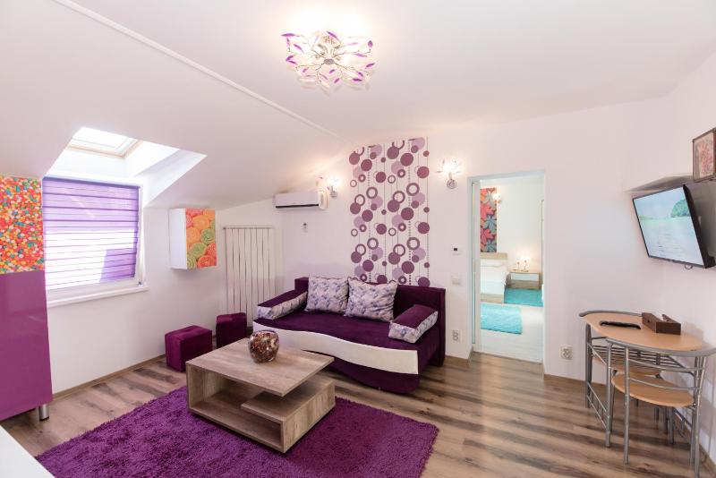 Цены на Queen Holiday Apartment в Бухаресте