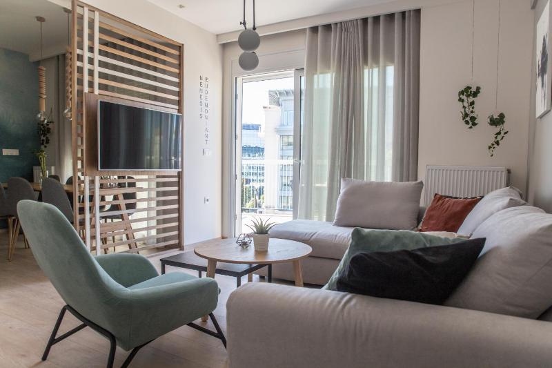 Athens Luxury — комфортный отель в Афины