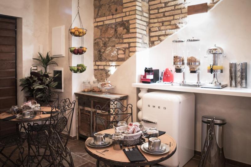 Lighthouse Suites Trastevere — отзывы гостей и цены