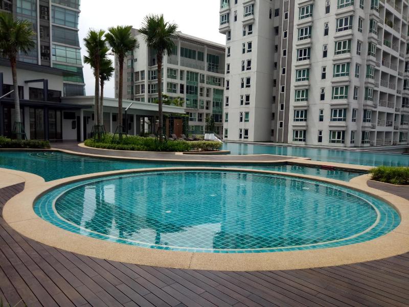 Sunway velocity with KLCC view - AJ Home — отель в Куала-Лумпуре, Малайзия