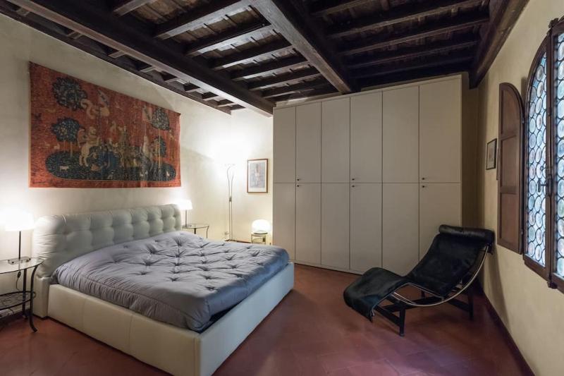 Renaissance Apartment — отель с удобным расположением в Флоренции