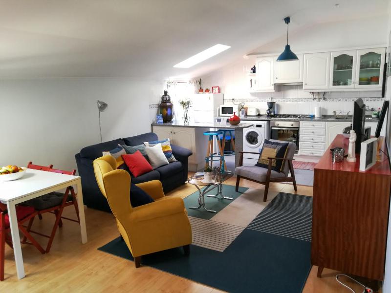 POMBALINO! Lisbon Concept Apartments — отель с удобствами в Лиссабоне