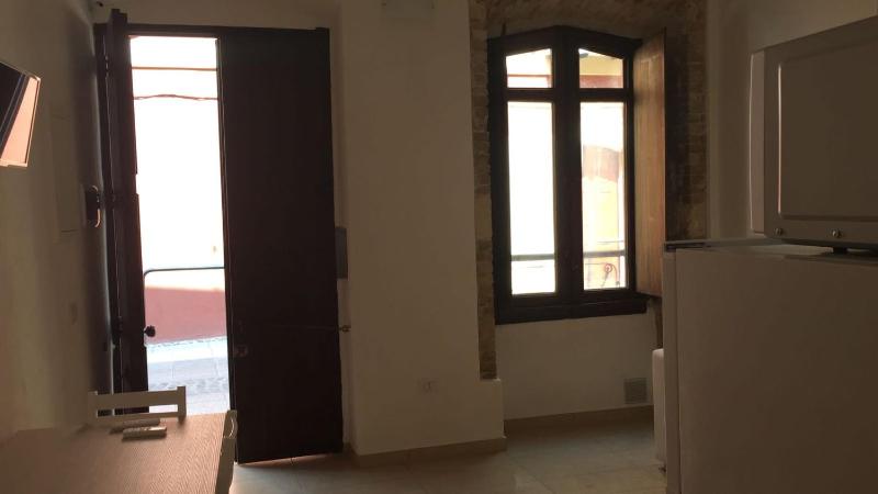 AD Villanova San Giovanni - Moderno appartamento centrale