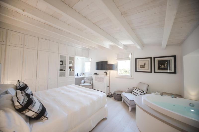 Hotel Villa Fanny a Cagliari - Lussuoso rifugio urbano