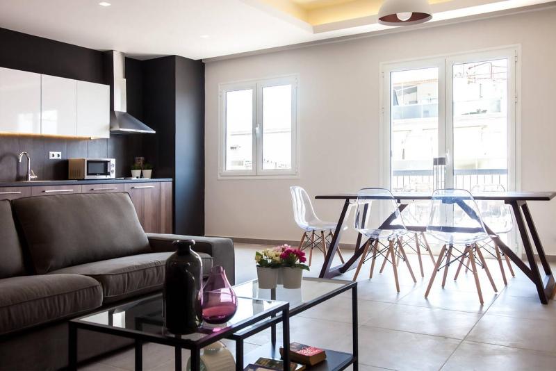 TONI'S 8th floor Syntagma Penthouse 3BD — отель в Афины, Греция