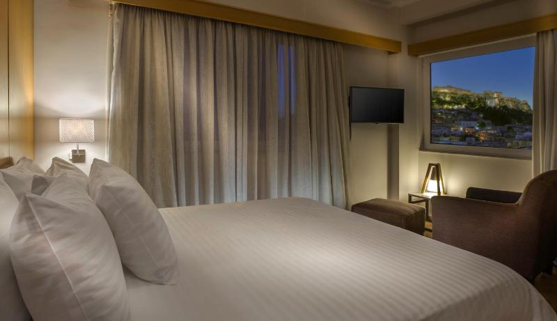 Acropolis View Penthouse — комфортный отель в Афины