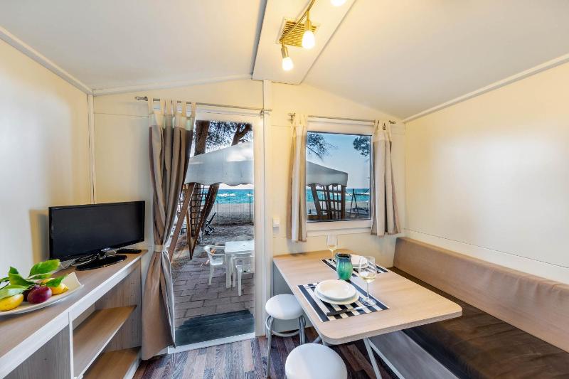 Le Cernie a Lotzorai - Camping & Village fronte mare