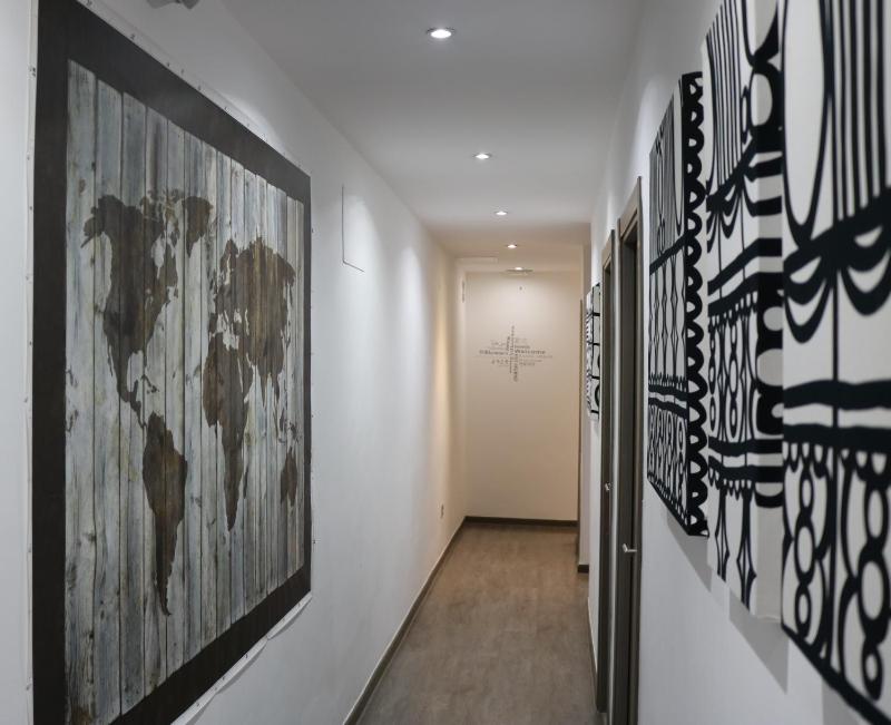 Hostal Abril Madrid — отель с удобным расположением в Мадриде