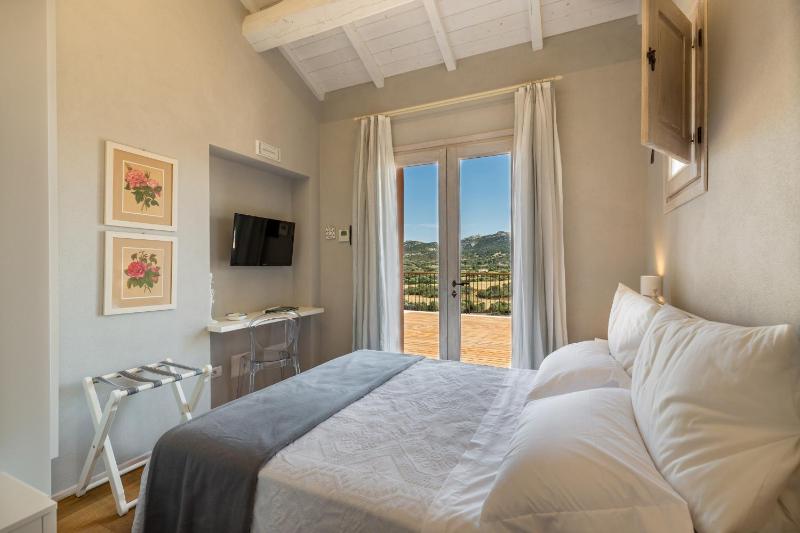 Tenuta Petra Bianca a Palau - Affascinante agriturismo