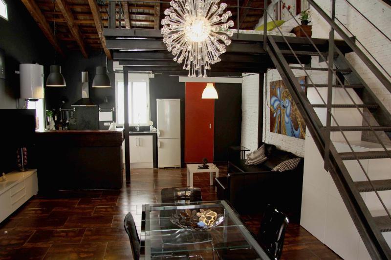 Penthouse in historic center — забронировать отель в Валенсии