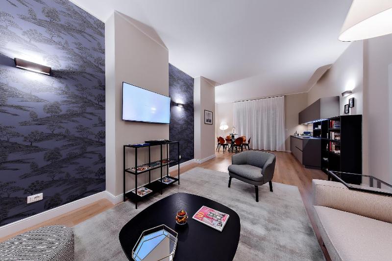 Цены на Milano Manzoni CLC Apartments в Милане