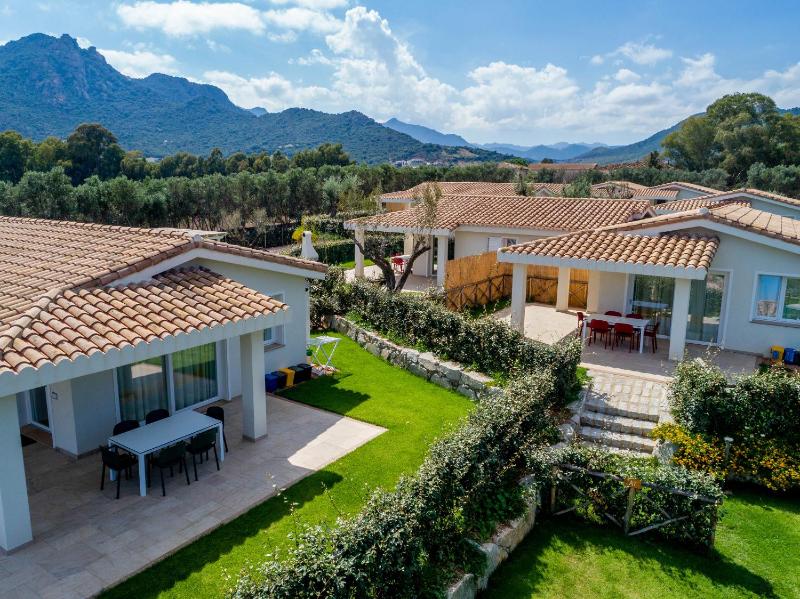 Ville D'Ogliastra a Cardedu - Paradiso con 5 piscine