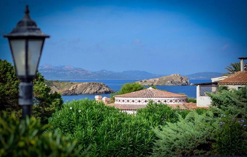Cala del Faro a Porto Cervo - Lussuoso fronte spiaggia