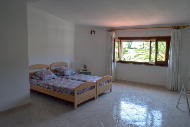 Villa sa perdera a Pula - Accogliente villa con barbecue