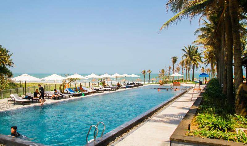 Цены на Kim's Ocean view Villa Danang в Дананге