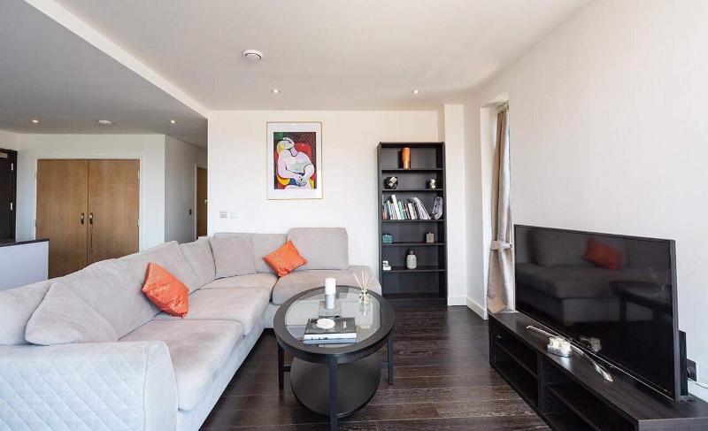 Цены на Luxury Apartment in North Greenwich в Лондоне