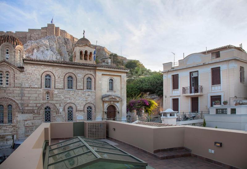 Tripodon Plaka In the shade of Acropolis by GHH — отель в Афины, Греция