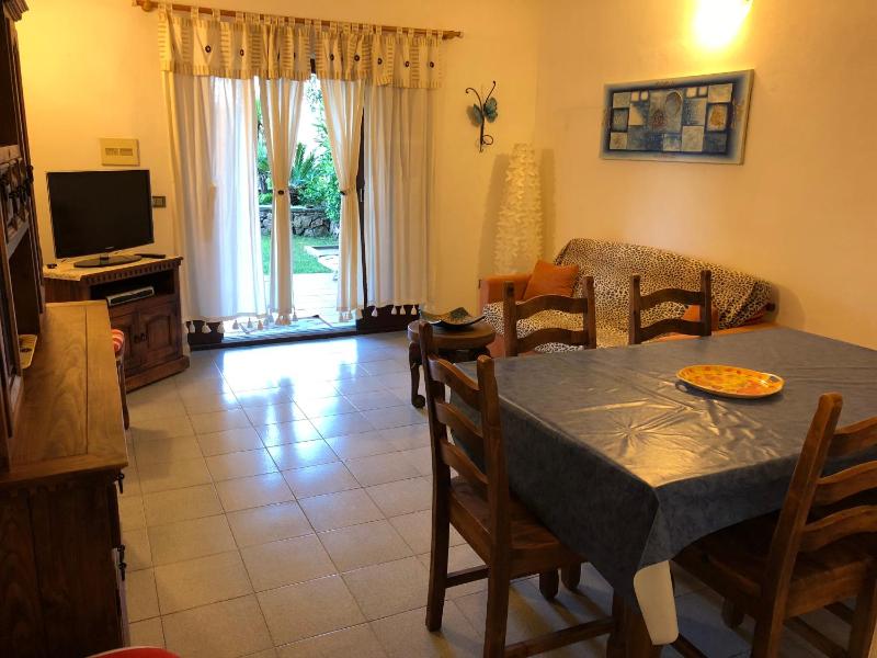 Trilocale I Fari a Porto San Paolo - Accogliente Appartamento