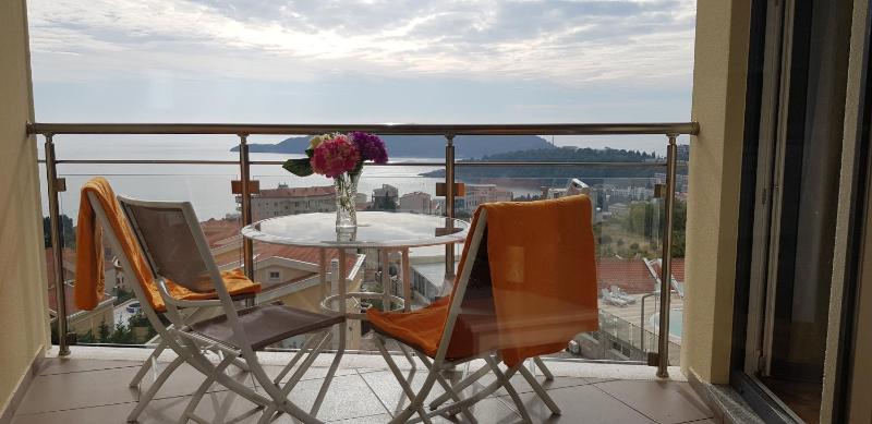 The Magic Sea View Apartments — забронировать отель в Будва
