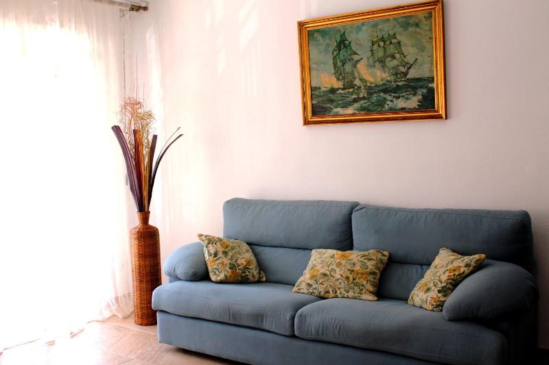 Apartment a stone's throw from Santa Barbara — комфортный отель в Аликанте