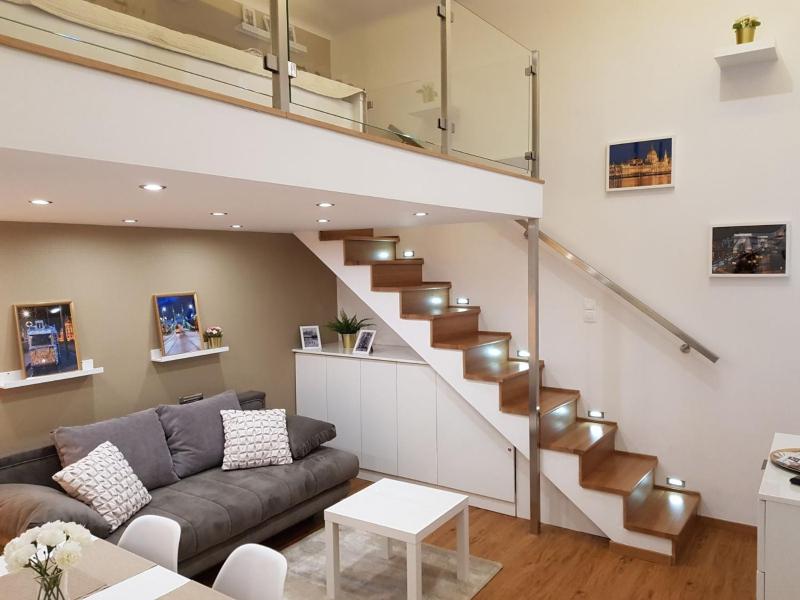 Renaissance Studio Apartment — забронировать отель в Будапеште