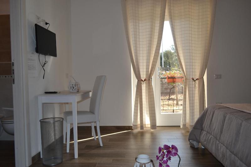 Etesia a Olbia - Incantevole B&B con giardino