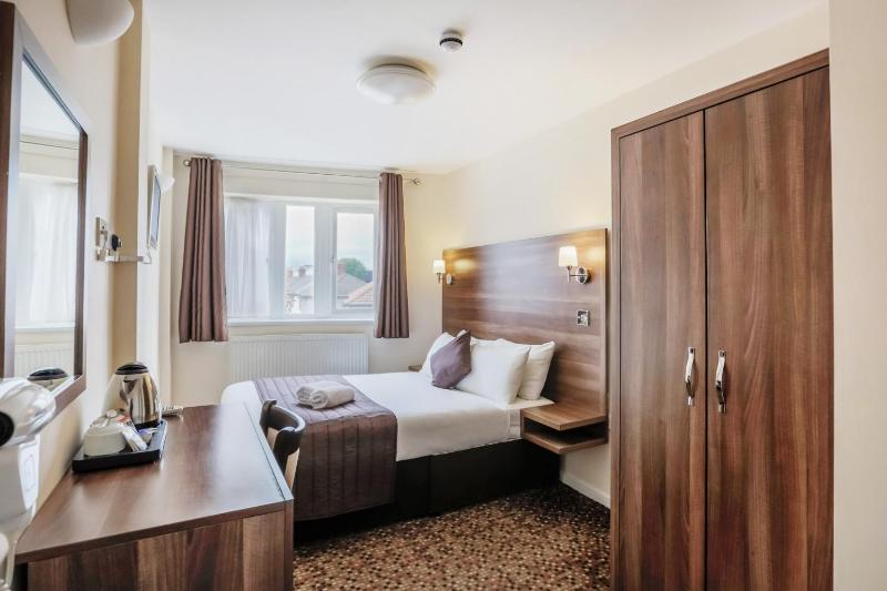 Цены на Prince Regent Hotel Excel London в Лондоне